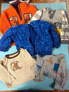 6-9 mth long sleeve lot